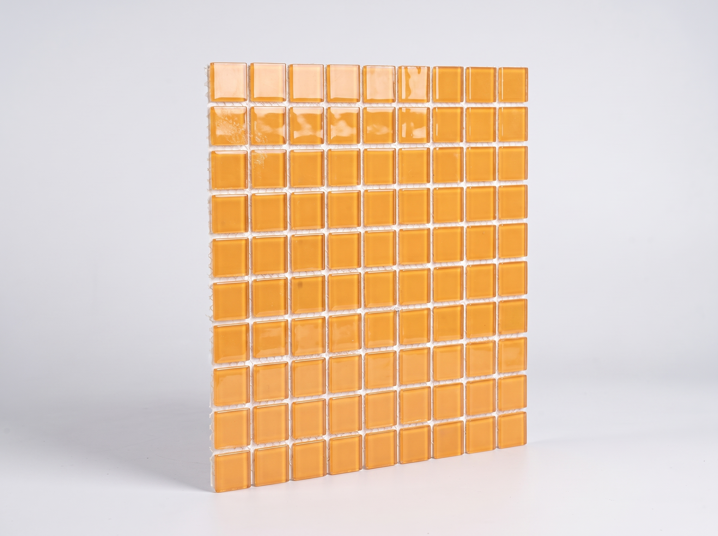 Glasmosaik 23×23 mm glänzend Orange Bloom