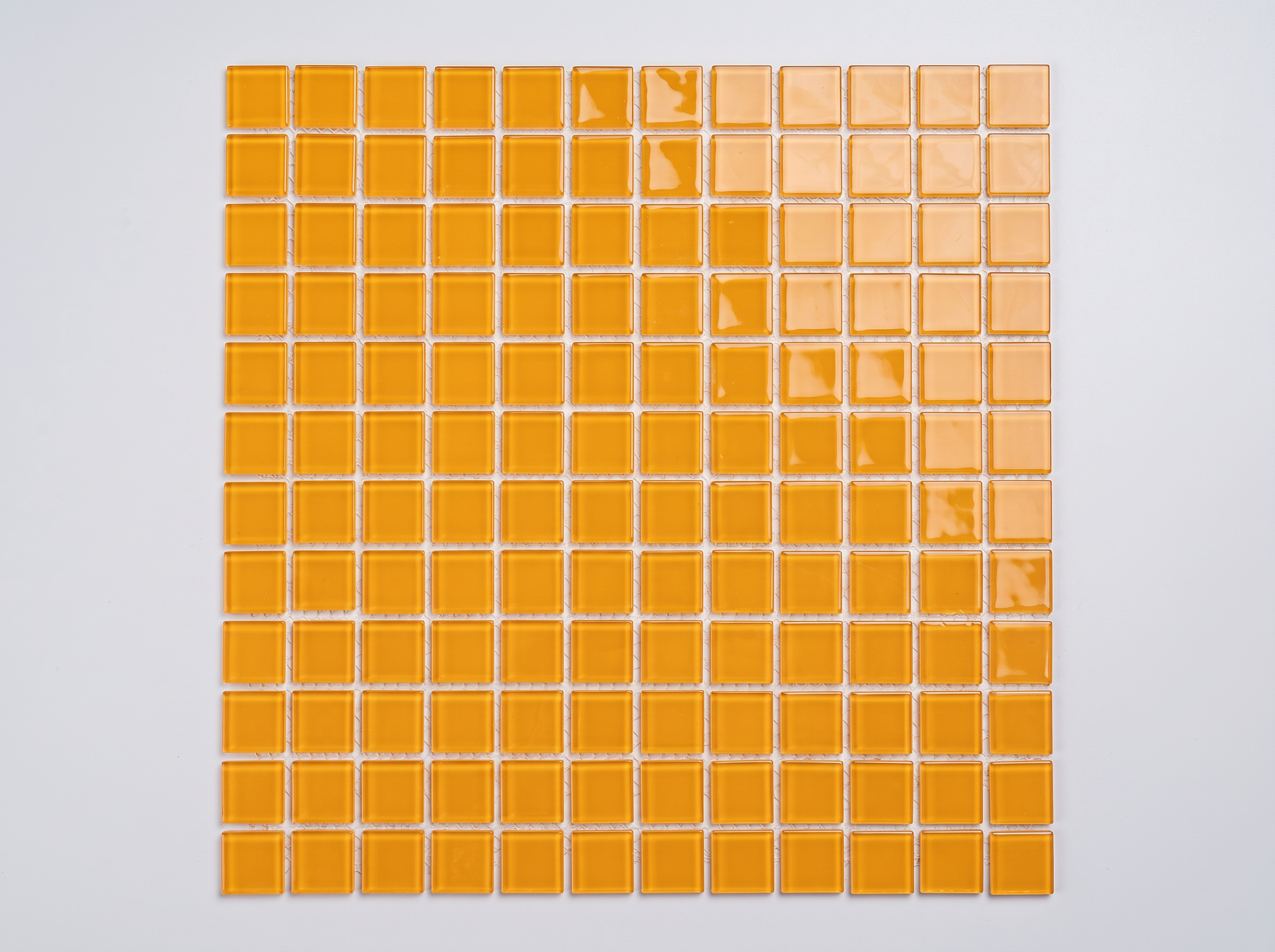 Glasmosaik 23×23 mm glänzend Orange Bloom
